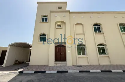 Apartment - 5 Bedrooms - 5 Bathrooms for rent in Bu Hamour Street - Abu Hamour - Doha