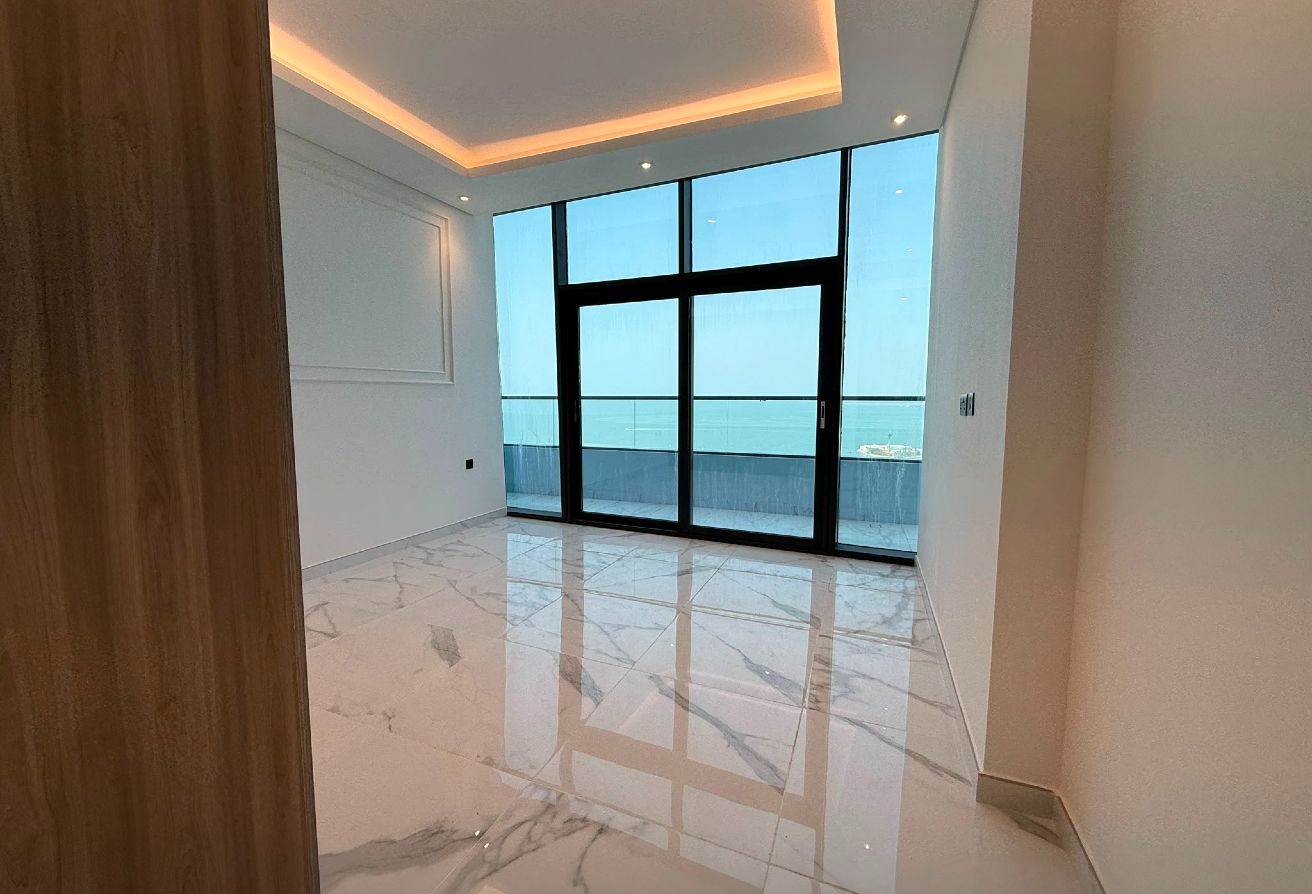 Panoramic Sea View 2BR+Maid | Venice Tower Marina thumbnail 16