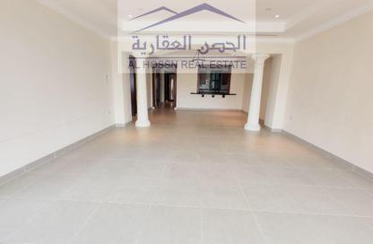 Townhouse - 2 Bedrooms - 3 Bathrooms for rent in Tower 28 - Porto Arabia - The Pearl Island - Doha