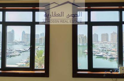 Townhouse - 2 Bedrooms - 3 Bathrooms for rent in Tower 28 - Porto Arabia - The Pearl Island - Doha