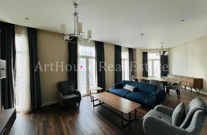 Apartment - 2 Bedrooms - 4 Bathrooms for rent in Floresta Gardens - Floresta Gardens - The Pearl Island - Doha