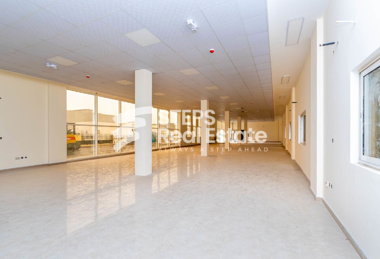 Labor Accommodation with 128 Rooms for Rent