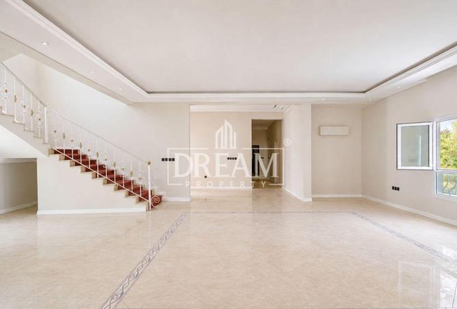 61168530 - Property Image 3