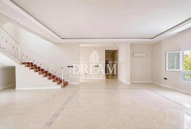 61168530 - Property Image 3