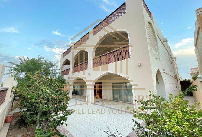 988726 - Property Main Image