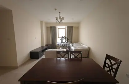 شقة - 2 غرف نوم - 3 حمامات للايجار في شارع انس - فريج بن محمود الشمالي - فريج بن محمود - الدوحة