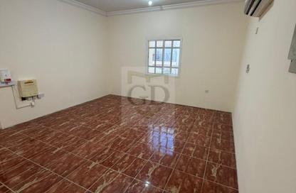 Apartment - 2 Bedrooms - 2 Bathrooms for rent in Bin Omran - Fereej Bin Omran - Doha Apartment - 2 Bedrooms - 2 Bathrooms for rent in Bin Omran - Fereej Bin Omran - Doha