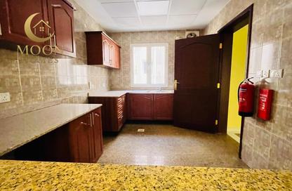 Apartment - 2 Bedrooms - 2 Bathrooms for rent in Al Mansoura - Al Mansoura - Doha