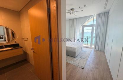 Penthouse - 3 Bedrooms - 5 Bathrooms for rent in Floresta Gardens - Floresta Gardens - The Pearl Island - Doha Penthouse - 3 Bedrooms - 5 Bathrooms for rent in Floresta Gardens - Floresta Gardens - The Pearl Island - Doha