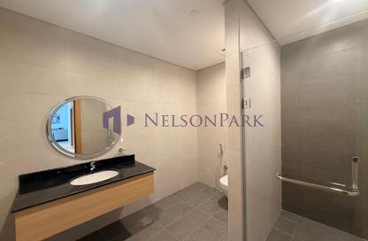 Penthouse - 3 Bedrooms - 5 Bathrooms for rent in Floresta Gardens - Floresta Gardens - The Pearl Island - Doha