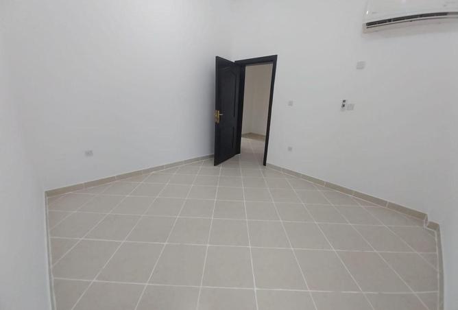 54200158 - Property Image 2