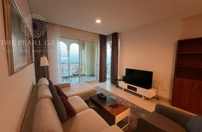 Apartment - 1 Bedroom - 2 Bathrooms for rent in Viva Central - Viva Bahriyah - The Pearl Island - Doha