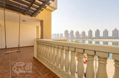 Apartment - 2 Bedrooms - 3 Bathrooms for rent in Tower 26 - Viva Bahriyah - The Pearl Island - Doha