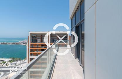 Penthouse - 4 Bedrooms - 5 Bathrooms for rent in Marina Residences 195 - Marina District - Lusail