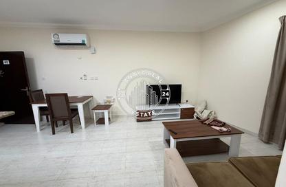 Apartment - 1 Bedroom - 1 Bathroom for rent in Umm Ghuwailina 4 - Umm Ghuwailina - Doha Apartment - 1 Bedroom - 1 Bathroom for rent in Umm Ghuwailina 4 - Umm Ghuwailina - Doha
