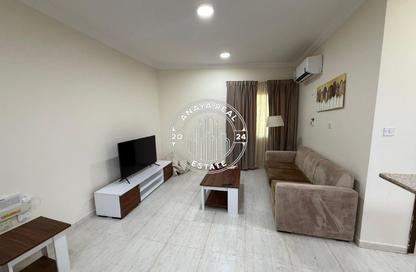 Apartment - 1 Bedroom - 1 Bathroom for rent in Umm Ghuwailina 4 - Umm Ghuwailina - Doha Apartment - 1 Bedroom - 1 Bathroom for rent in Umm Ghuwailina 4 - Umm Ghuwailina - Doha