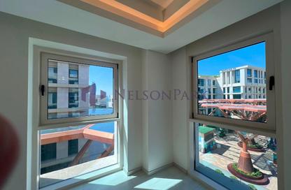 Apartment - 1 Bedroom - 2 Bathrooms for rent in Crystal Residence - Gewan Island - The Pearl Island - Doha