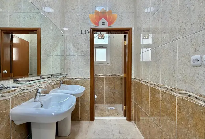 63755378 - Property Image 3