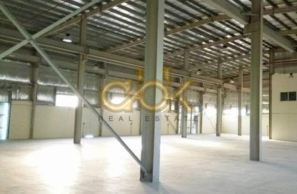 Warehouse - Studio - 4 Bathrooms for sale in Industrial Area 1 - Industrial Area - Doha
