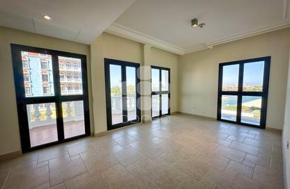 Apartment - 3 Bedrooms - 4 Bathrooms for rent in Carnaval - Qanat Quartier - The Pearl Island - Doha