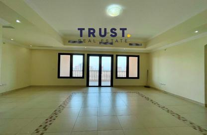 Apartment - 2 Bedrooms - 2 Bathrooms for rent in Viva Central - Viva Bahriyah - The Pearl Island - Doha
