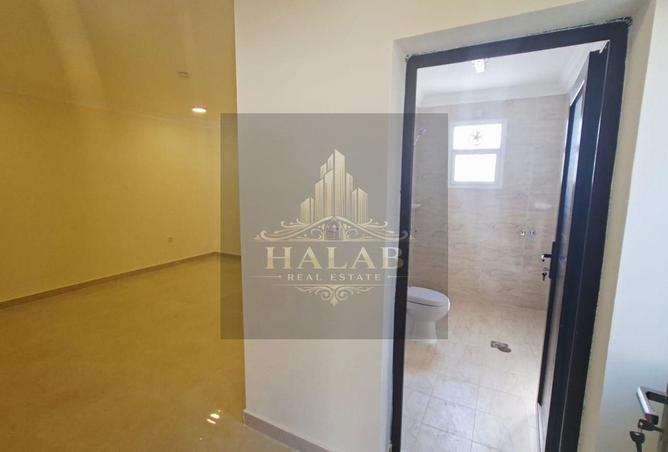 51673857 - Property Image 3