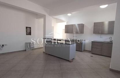 Apartment - 2 Bedrooms - 2 Bathrooms for rent in Al Kheesa - Al Kheesa - Umm Salal Mohammed