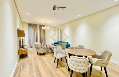 Apartment - 2 Bedrooms - 4 Bathrooms for sale in Floresta Gardens - The Pearl Island - Doha