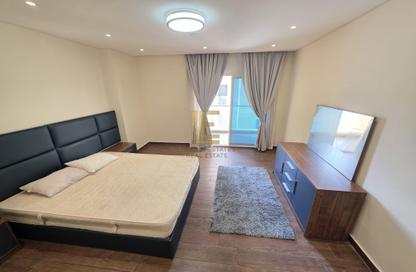 Apartment - 2 Bedrooms - 3 Bathrooms for rent in City Avenue Building C - City Avenue - Al Erkyah City - Lusail