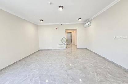 Apartment - 3 Bedrooms - 4 Bathrooms for rent in Musheireb Tower - Musheireb - Musheireb - Doha Apartment - 3 Bedrooms - 4 Bathrooms for rent in Musheireb Tower - Musheireb - Musheireb - Doha