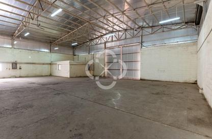 Warehouse - Studio for rent in Industrial Area 1 - Industrial Area - Doha