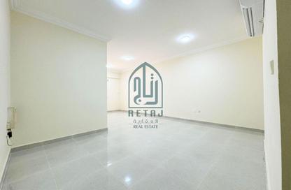 Apartment - 3 Bedrooms - 2 Bathrooms for rent in Al Sadd Road - Al Sadd - Doha