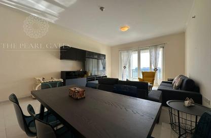 Apartment - 2 Bedrooms - 3 Bathrooms for rent in Viva West - Viva Bahriyah - The Pearl Island - Doha
