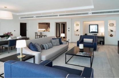 Apartment - 1 Bedroom - 2 Bathrooms for rent in Viva West - Viva Bahriyah - The Pearl Island - Doha