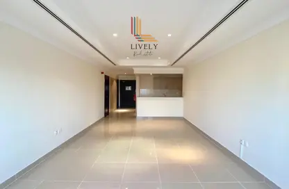 Apartment - Studio - 1 Bathroom for rent in Porto Arabia - The Pearl Island - Doha