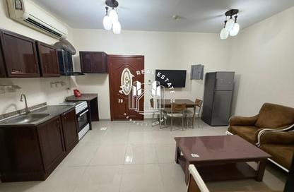 Apartment - 2 Bedrooms - 2 Bathrooms for rent in Muntazah 7 - Al Muntazah - Doha