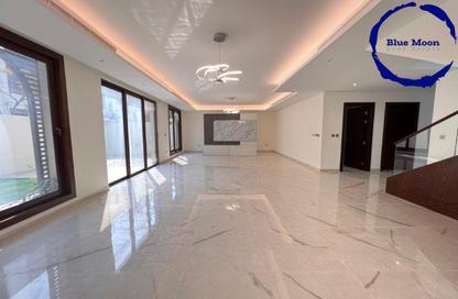 Villa - 4 Bedrooms - 5 Bathrooms for rent in Giardino Gardens - Giardino Villas - The Pearl Island - Doha