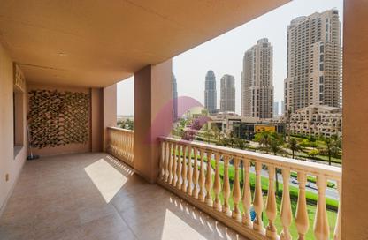 Apartment - 1 Bedroom - 2 Bathrooms for rent in East Porto Drive - Porto Arabia - The Pearl Island - Doha
