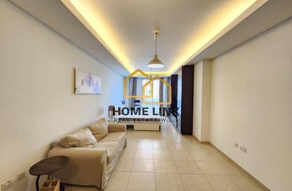 Apartment - Studio - 1 Bathroom for rent in Viva West - Viva Bahriyah - The Pearl Island - Doha