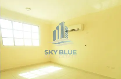 Apartment - 1 Bathroom for rent in Souk Al gharaffa - Al Gharrafa - Doha