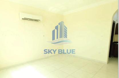 Apartment - Studio - 1 Bathroom for rent in Souk Al gharaffa - Al Gharrafa - Doha