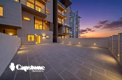 Apartment - 1 Bedroom - 2 Bathrooms for rent in Lusail Residence - Marina District - Lusail Apartment - 1 Bedroom - 2 Bathrooms for rent in Lusail Residence - Marina District - Lusail