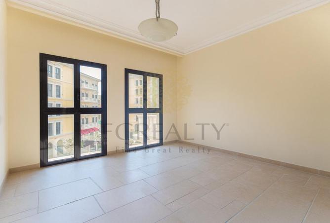 1009905 - Property Image 3