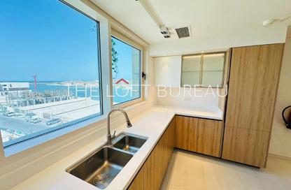 Apartment - 2 Bedrooms - 4 Bathrooms for sale in Crystal Residence - Gewan Island - The Pearl Island - Doha Apartment - 2 Bedrooms - 4 Bathrooms for sale in Crystal Residence - Gewan Island - The Pearl Island - Doha