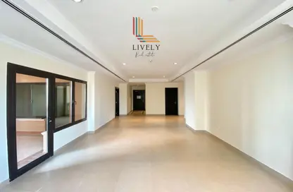 Apartment - 1 Bedroom - 2 Bathrooms for rent in East Porto Drive - Porto Arabia - The Pearl Island - Doha