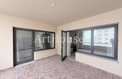 Apartment - 1 Bedroom - 2 Bathrooms for rent in Porto Arabia - The Pearl Island - Doha