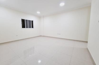 Apartment - 2 Bedrooms - 2 Bathrooms for rent in Al Ibreez Street - Mughalina - Doha Apartment - 2 Bedrooms - 2 Bathrooms for rent in Al Ibreez Street - Mughalina - Doha