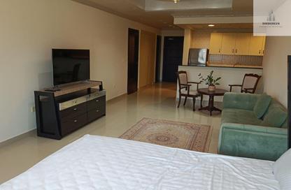 Apartment - Studio - 1 Bathroom for rent in East Porto Drive - Porto Arabia - The Pearl Island - Doha Apartment - Studio - 1 Bathroom for rent in East Porto Drive - Porto Arabia - The Pearl Island - Doha