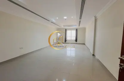 Apartment - 5 Bedrooms - 6 Bathrooms for rent in Old Airport Road - Old Airport Road - Doha