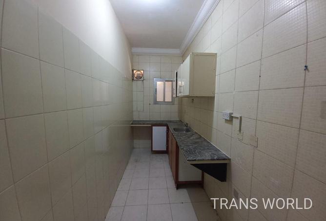 54200426 - Property Image 2